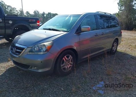 2005 Honda Odyssey Touring z USA, uszkodzony, nr VIN 5FNRL38895B132872
